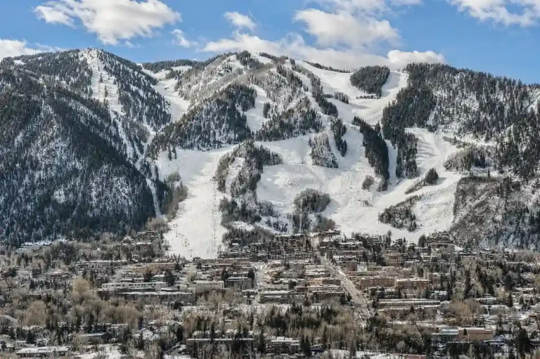Best ski resorts in colorado
