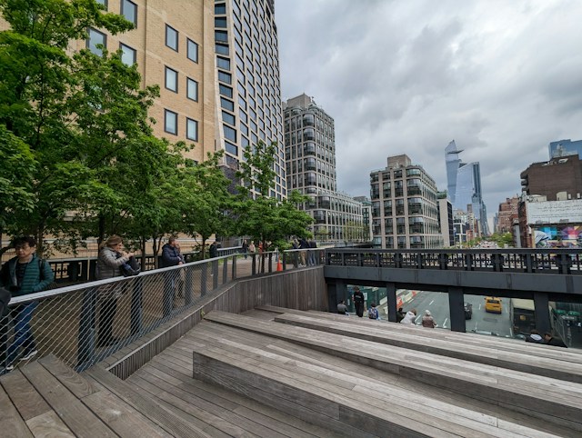 Walking path on the High Line elevated park in Manhattan